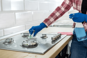 شركة تنظيف مطابخ بالرياض,شركة تنظيف مطابخ,تنظيف مطابخ,شركة تنظيف مطبخ,غسيل مطابخ,تنظيف المطابخ,تنظيف الالوميتال المطابخ,تنظيف خزائن المطبخ الخشب